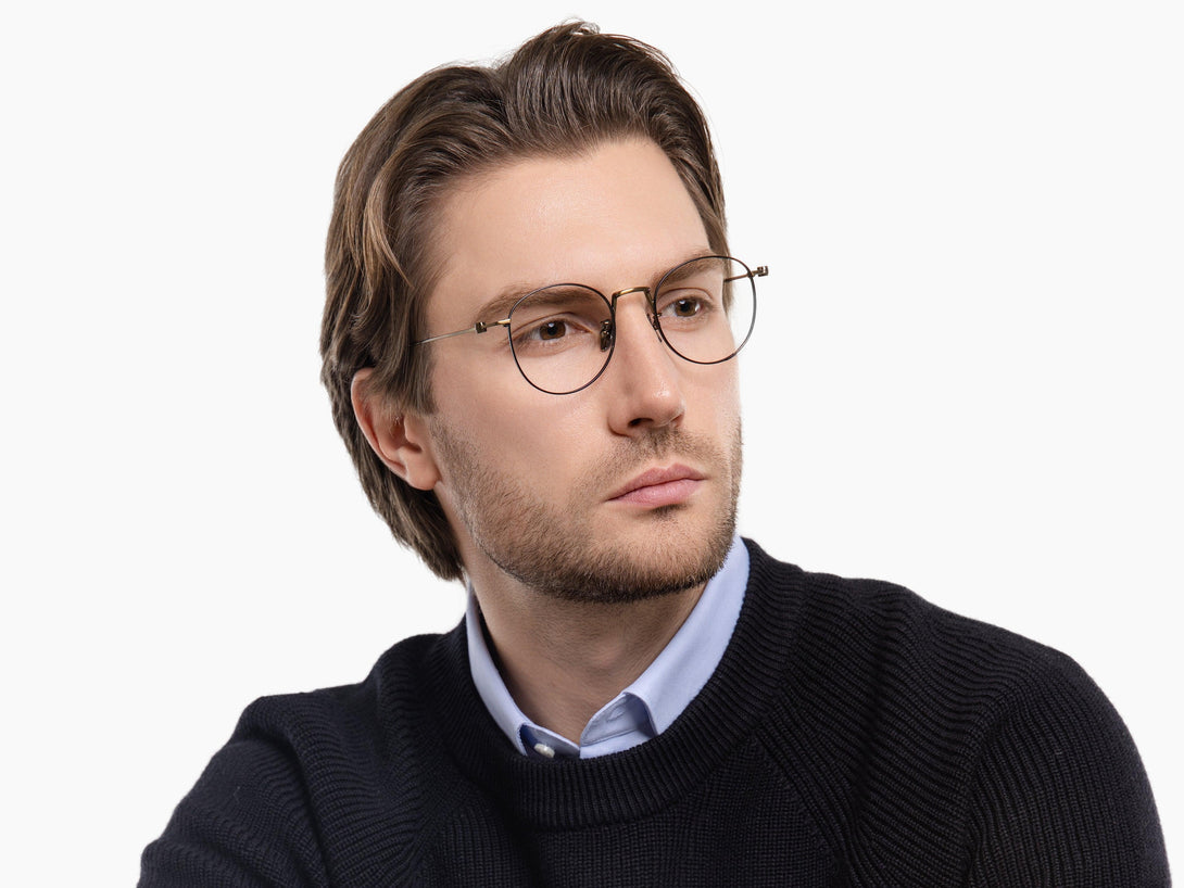 Sidney | Vintage-Chic Superlight Titanium Round Eyeglasses