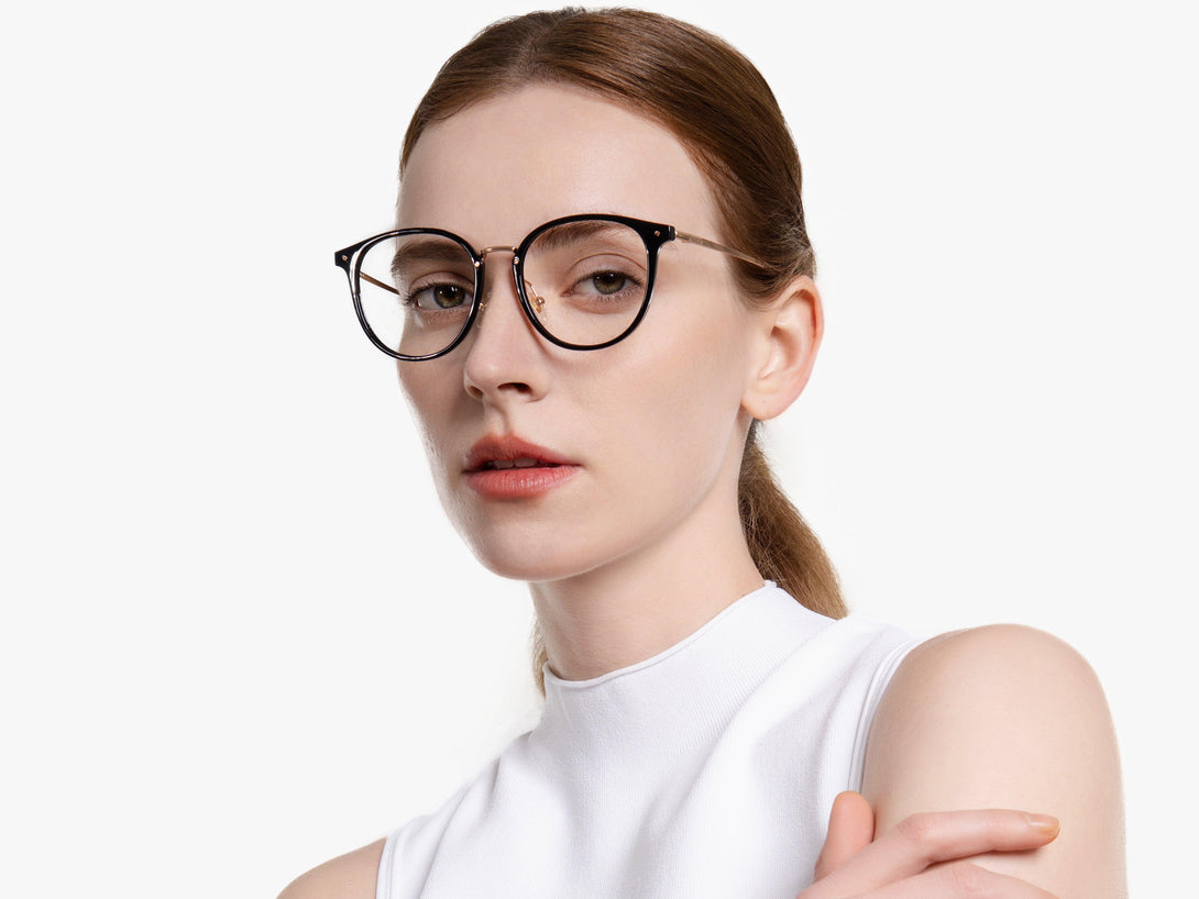 Michelle | Chic-Vintage Round Oversized Titanium Eyeglasses