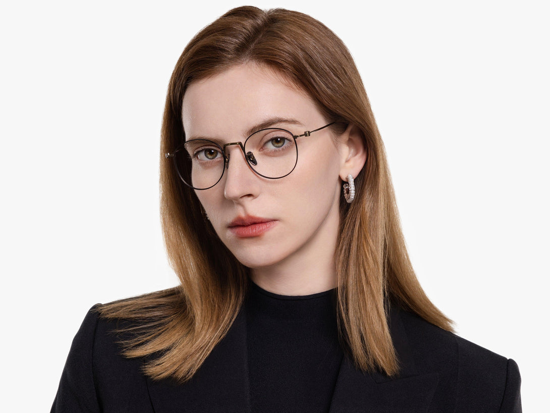 Sidney | Vintage-Chic Superlight Titanium Round Eyeglasses