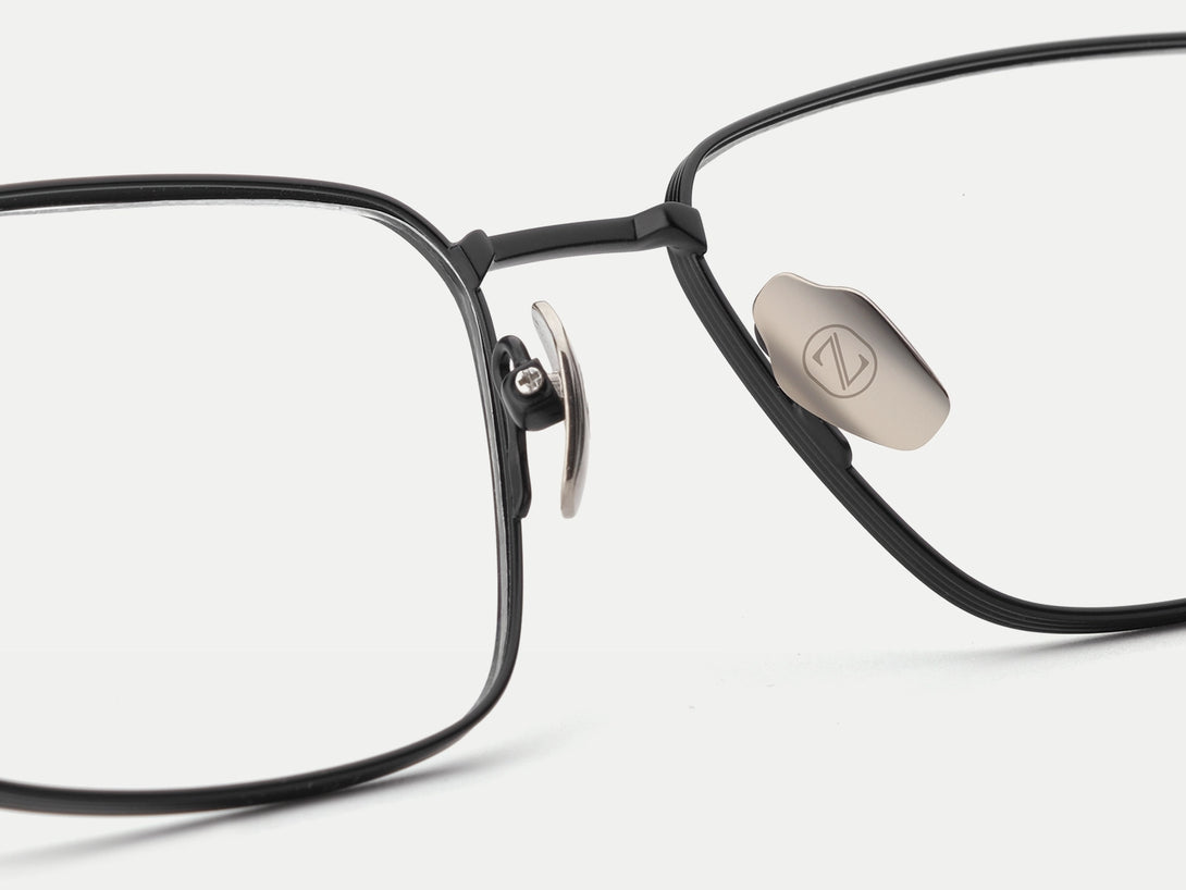 Steven | Hypoallergenic Titanium Rectangular Magnetic Clip-on Eyeglasses Sunglasses