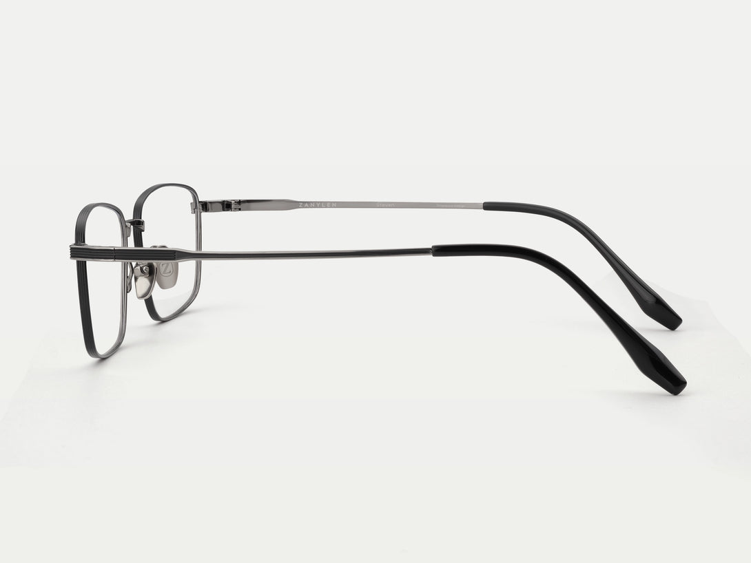 Steven | Hypoallergenic Titanium Rectangular Magnetic Clip-on Eyeglasses Sunglasses